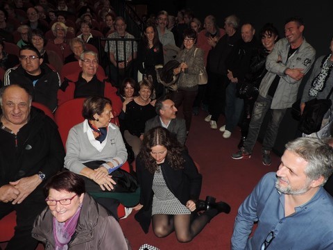  "A fond sur Raymond" projection à Fronton