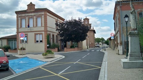 La Magdeleine sur Tarn la mairie